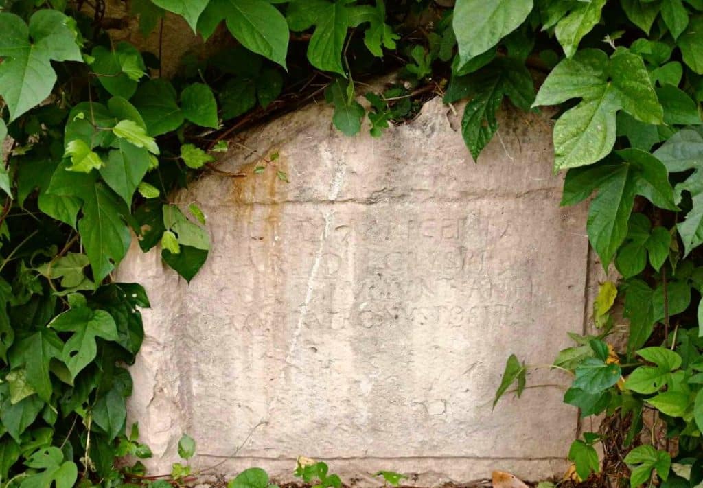 Cavtat Roman necropolis headstone Lartidia Crespo