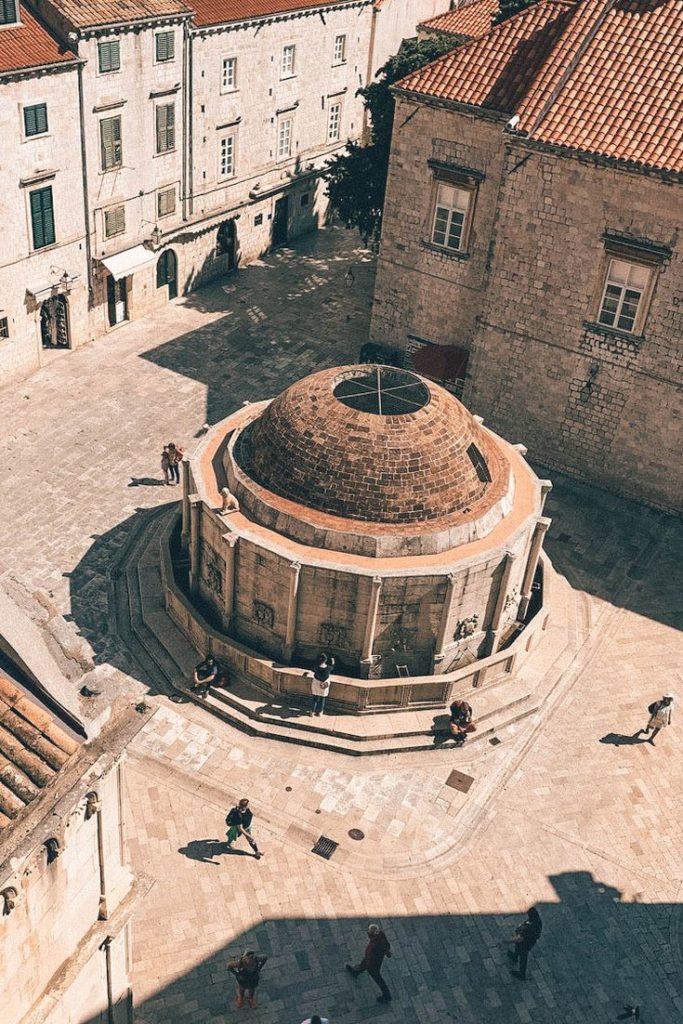 Photo of Large Onofrio fountain at start of Stradun from the Walls